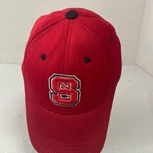 NC State hat fitted good condition EN